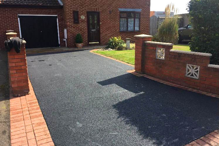 Tarmac Driveways